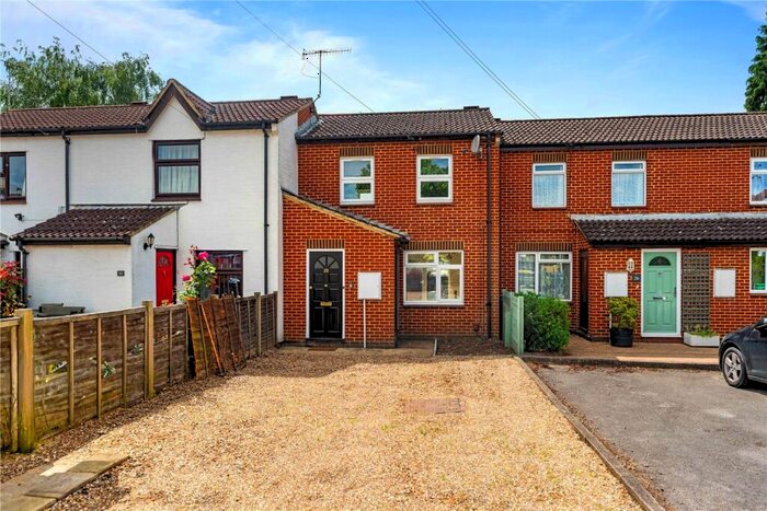 2 Bedroom Terraced House To Rent In Audric Close, Kingston Upon Thames, Surrey, KT2