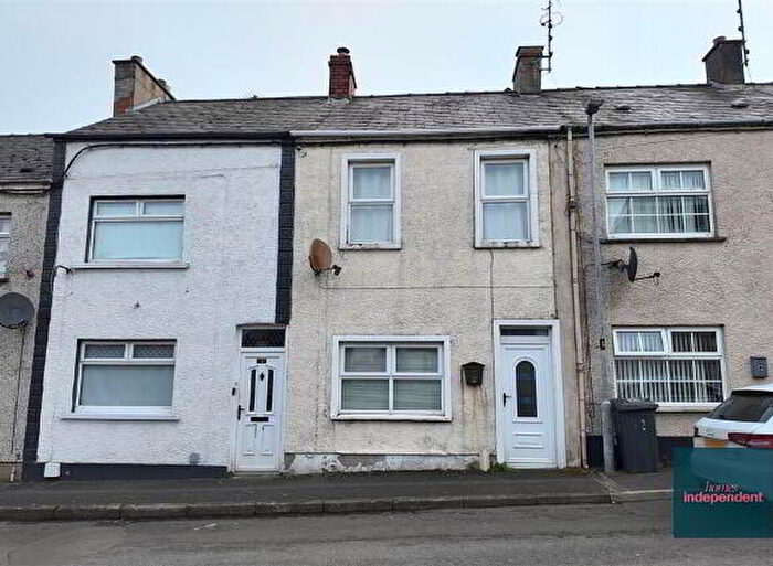 2 Bedroom Terrace House For Sale In Moat Road, Ballymena, BT42