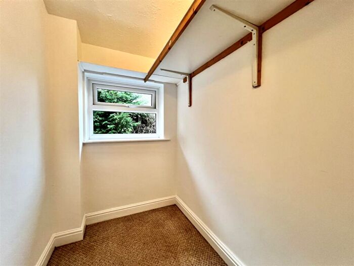 1 Bedroom Cottage To Rent In Shugborough Terrace, Main Road, Little Haywood, ST18