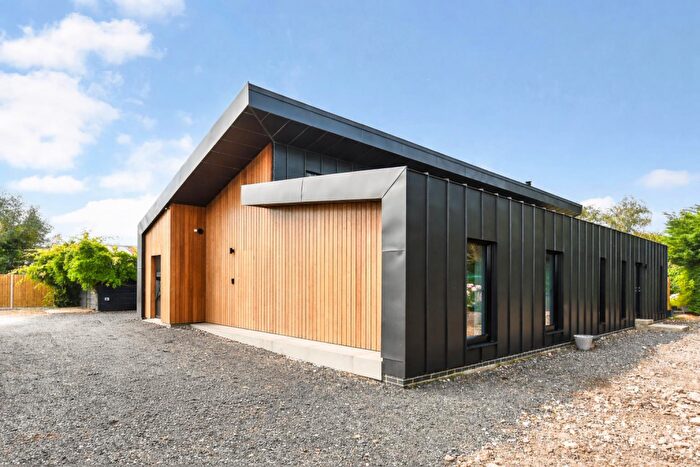 4 Bedroom Detached House For Sale In Sidlesham, Chichester, PO20