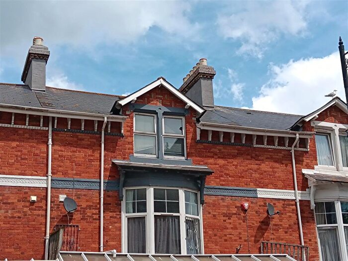 1 Bedroom Flat To Rent In Torbay Road, Paignton, TQ4