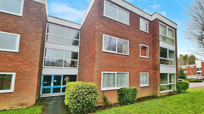 2 Bedroom Flat To Rent In Adare Drive, Coventry, CV3
