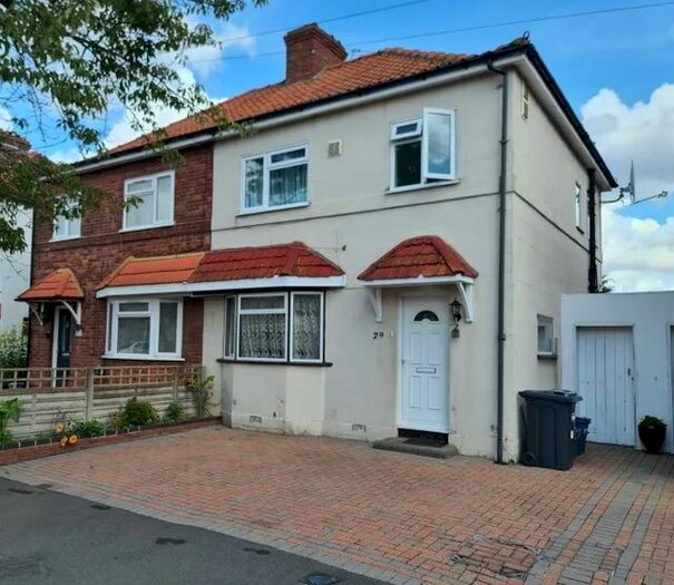 3 Bedroom Semi-Detached House To Rent In Spring Grove Crescent, Hounslow, TW3