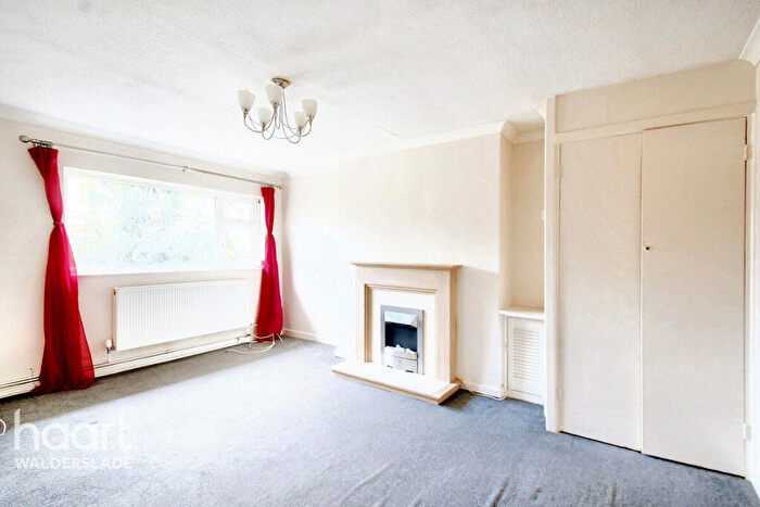 2 Bedroom Maisonette To Rent In Mckenzie Road, Chatham, ME5