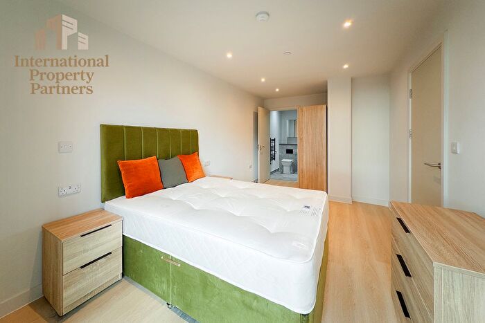 2 Bedroom Flat To Rent In Waterhouse Gardens, Block D, Dutton Street, Manchester, M3