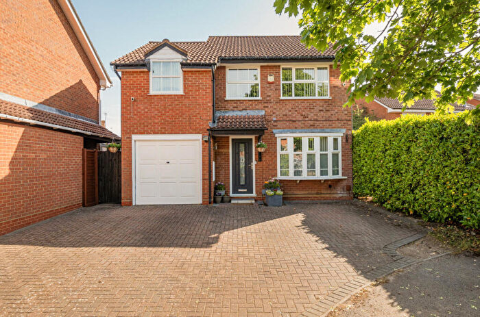 4 Bedroom Detached House For Sale In Concorde Way, Woodley, Reading, Berkshire, RG5