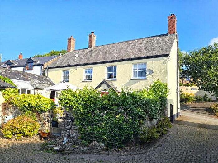 4 Bedroom Detached House For Sale In Huntshaw, Torrington, Devon, EX38