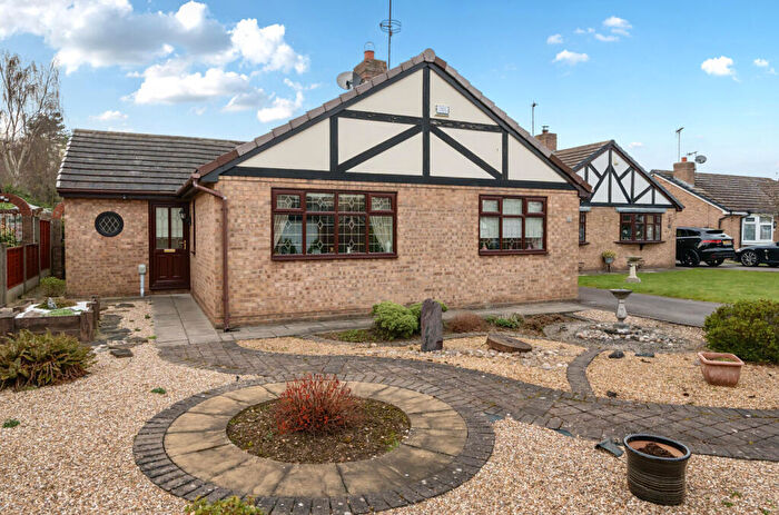 2 Bedroom Bungalow For Sale In Cromwell Court, Ashdene Close, Willerby, Hull, HU10
