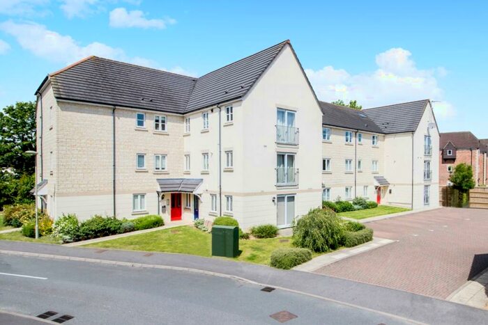 2 Bedroom Apartment To Rent In Thornley Close, Abingdon, OX14