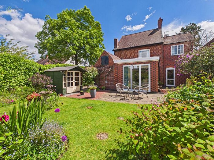 4 Bedroom Detached House For Sale In Ashby Road, Tamworth, B79