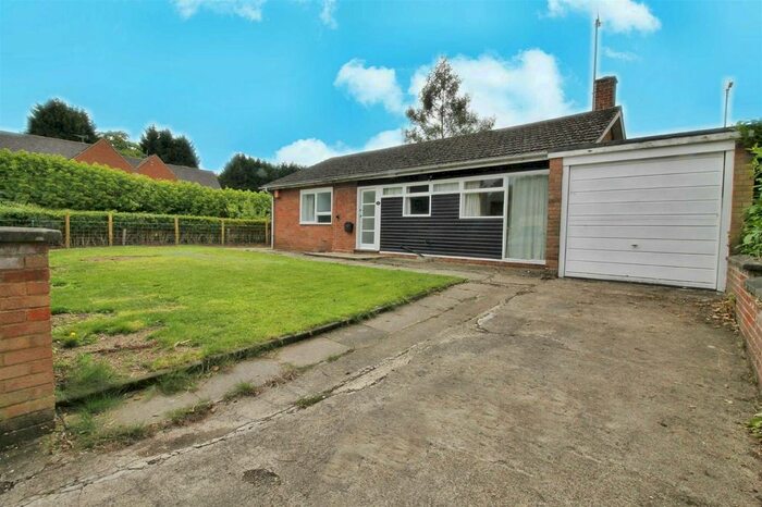 3 Bedroom Detached Bungalow To Rent In Simpson Road, Simpson Village, Milton Keynes MK6