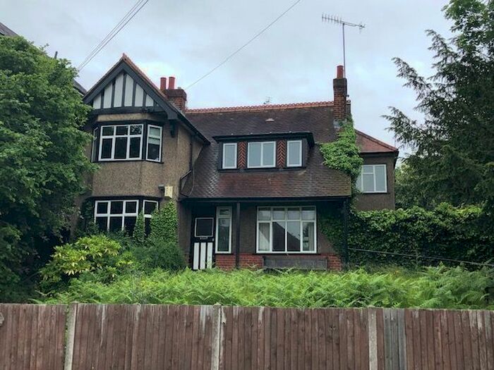 4 Bedroom Detached House To Rent In Harefield Road, Uxbridge UB8