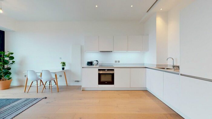 1 Bedroom Flat To Rent In Highgate Hill, London, N19