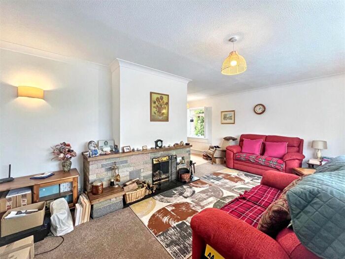 2 Bedroom Detached Bungalow For Sale In Sandpit Lane, Thorpe Market, Norwich, NR11