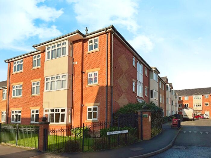 2 Bedroom Apartment For Sale In Manning Road, Bourne, PE10