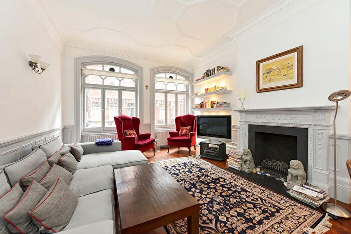 1 Bedroom Flat To Rent In Draycott Place, Kensington And Chelsea, London, SW3