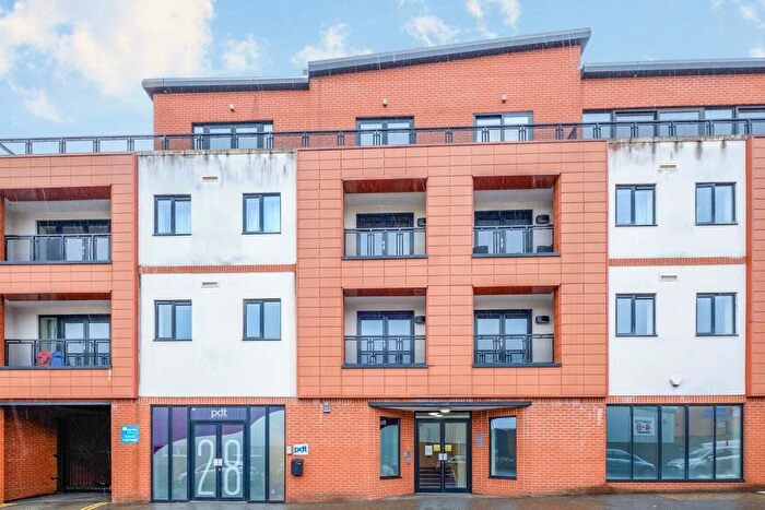 2 Bedroom Flat To Rent In Clement Street, Birmingham, West Midlands, B1