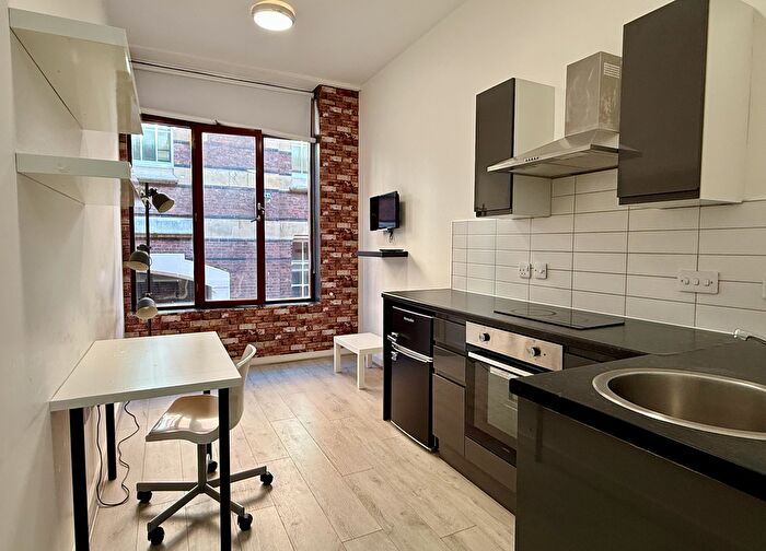 1 Bedroom Flat To Rent In Sir Thomas Street, Liverpool, L1