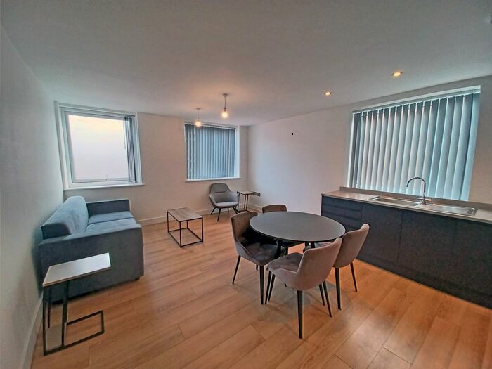 2 Bedroom Flat To Rent In Abney House, Carrs Road, Cheadle, SK8