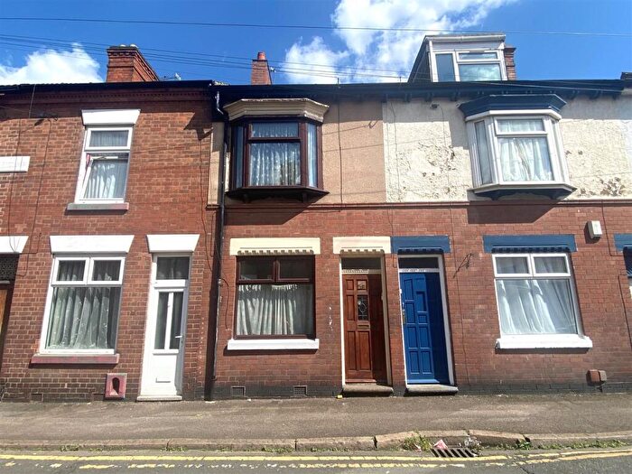 3 Bedroom Terraced House To Rent In Beaumanor Road, Abbey, Leicester, LE4
