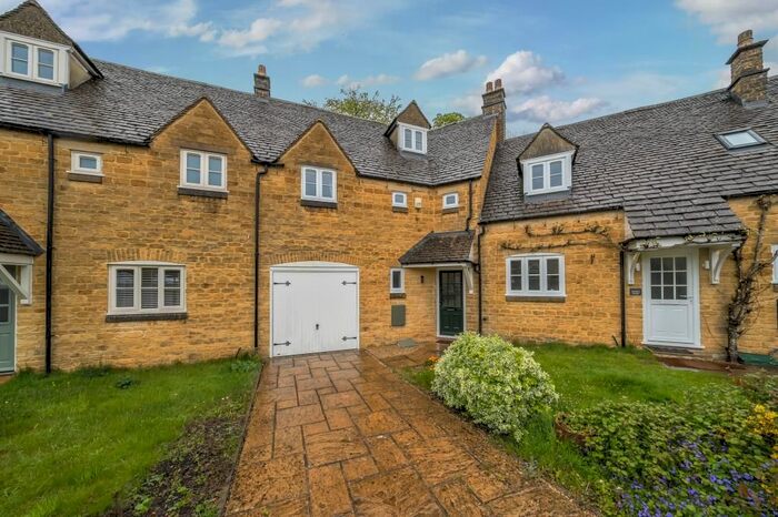 5 Bedroom Terraced House To Rent In Stow On The Wold, Cheltenham, GL54