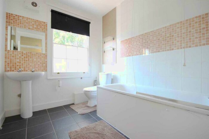 Studio To Rent In Crowndale Road, London, NW1