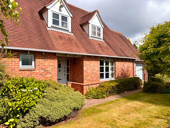 4 Bedroom Detached House To Rent In Field Lane, Warrington, WA4