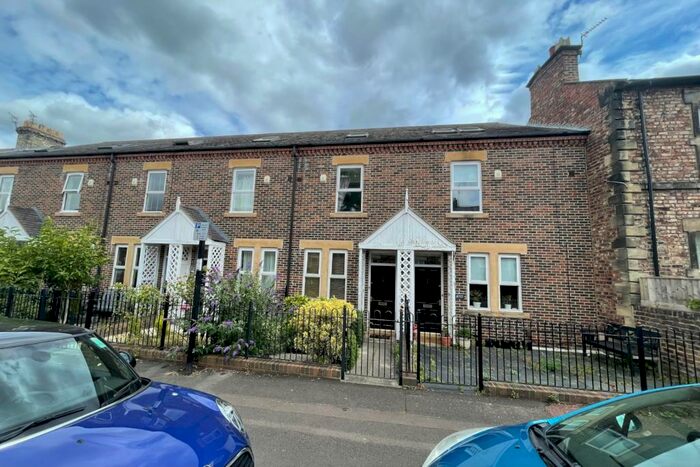 4 Bedroom Terraced House To Rent In Lesley Court, Gosforth, Newcastle Upon Tyne, NE3