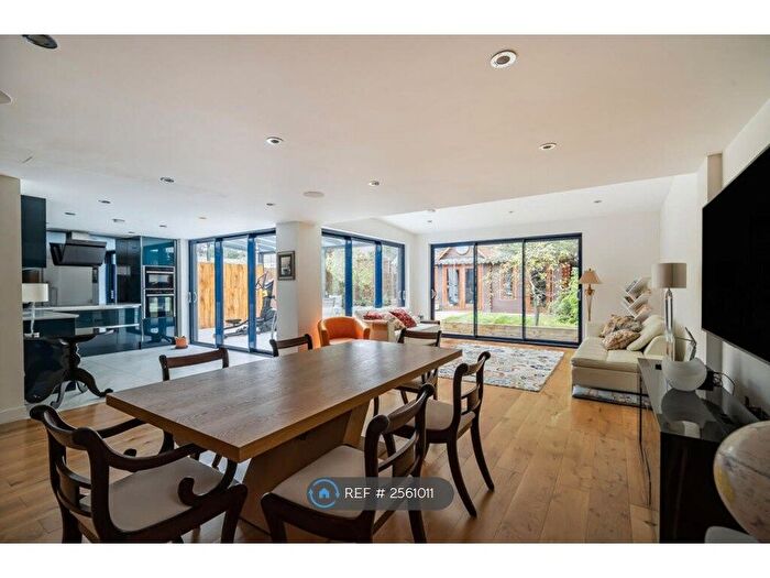 4 Bedroom Detached House To Rent In Southwold, Bracknell, RG12