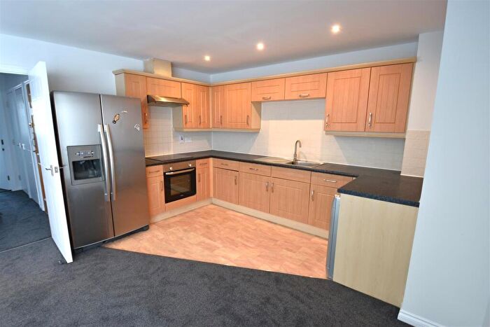 2 Bedroom Flat To Rent In Maplehurst Close, Wilmington, Dartford, DA2