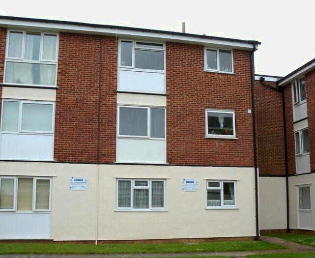 2 Bedroom Flat To Rent In Clay Pit Piece, Saffron Walden, Essex, CB11