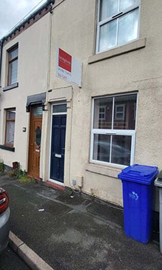 2 Bedroom House To Rent In St Michaels Road, ST6