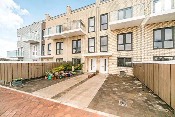 3 Bedroom Terraced House To Rent In Champlain Street, Green Park Village, Reading, RG2