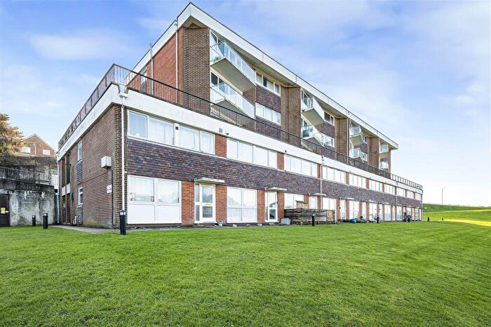 2 Bedroom Flat For Sale In Litlington Court, Seaford, Seaford, BN25