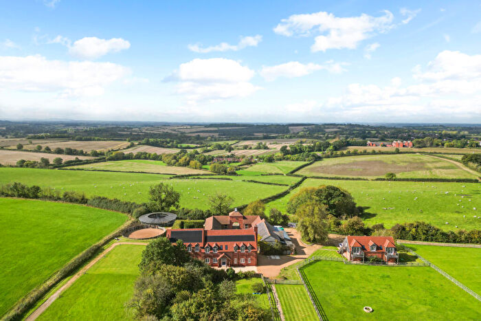 6 Bedroom Detached House For Sale In Black Martin Farm, Ettington, CV37