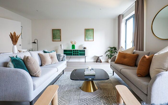 5 Bedroom Property For Sale In Cambium, Princes Way, SW19