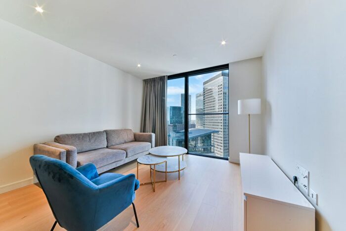 1 Bedroom Flat To Rent In Hampton Tower, London ., E14