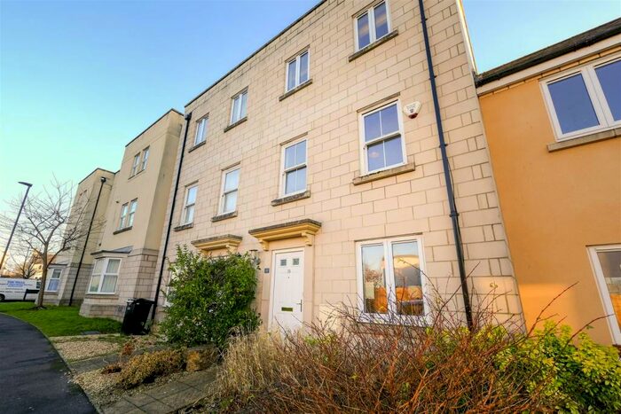 5 Bedroom House To Rent In Clarks Way, Bath, BA2