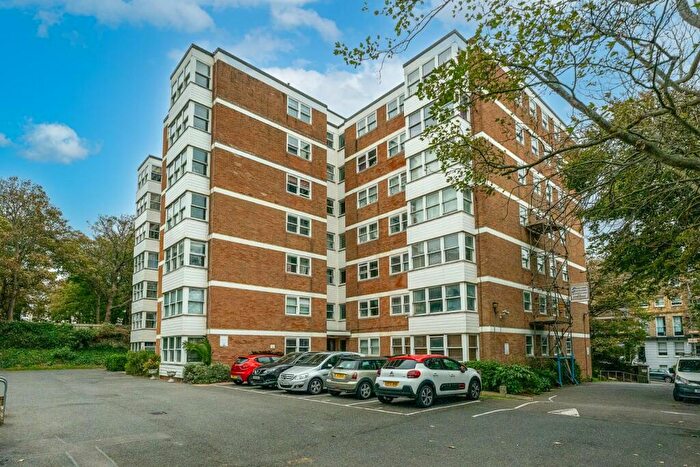 2 Bedroom Apartment For Sale In Montpelier Road, Brighton, BN1