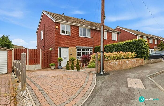 3 Bedroom Semi-Detached House For Sale In Hillcrest Road, Deepcar, S36