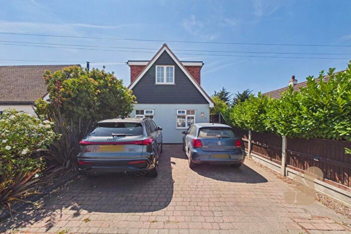 4 Bedroom Detached House For Sale In Frinton Road, Kirby Cross, Frinton-On-Sea, CO13