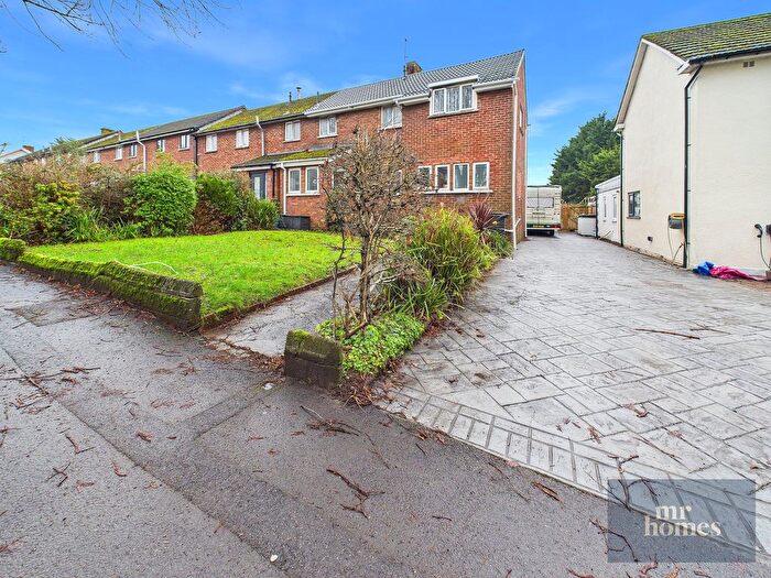 4 Bedroom Terraced House For Sale In Templeton Avenue, Llanishen, Cardiff, CF14