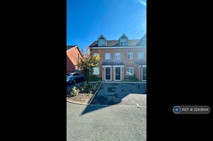 3 Bedroom Terraced House To Rent In Mirpur Close, Coventry, CV6