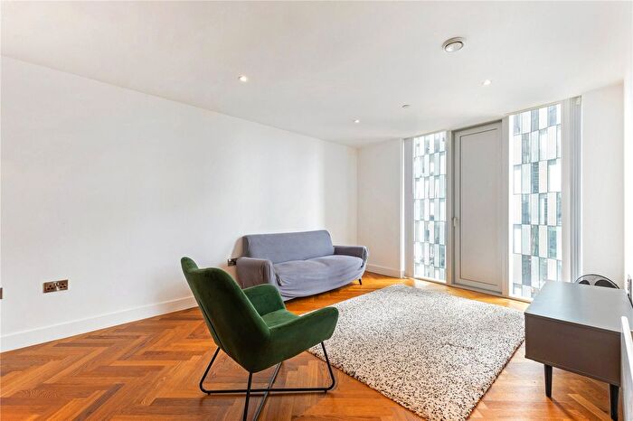 2 Bedroom Flat For Sale In Deansgate Square, Owen Street, Manchester, Greater Manchester, M15