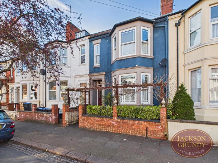 3 Bedroom Terraced House For Sale In Clarence Avenue, Kingsthorpe, NN2