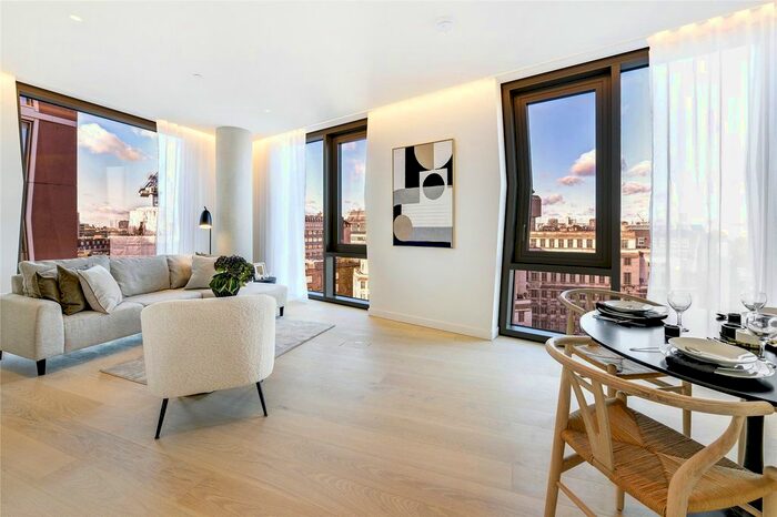 2 Bedroom Flat To Rent In The Broadway, Dacre Street, Westminster, London, SW1H