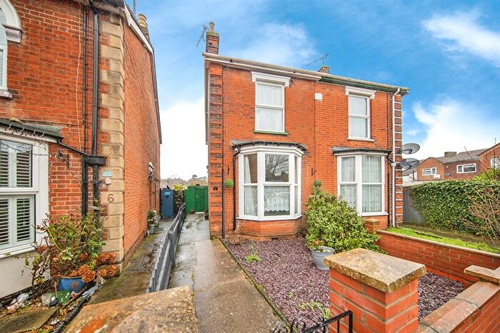 4 Bedroom Semi Detached House For Sale In Salisbury Road, Ipswich, IP3