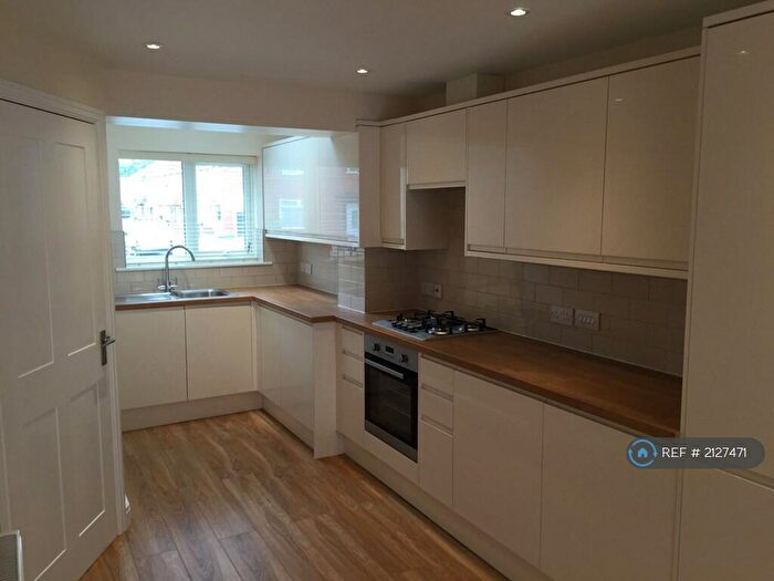 2 Bedroom End Of Terrace House To Rent In Drake Road, Bristol, BS3