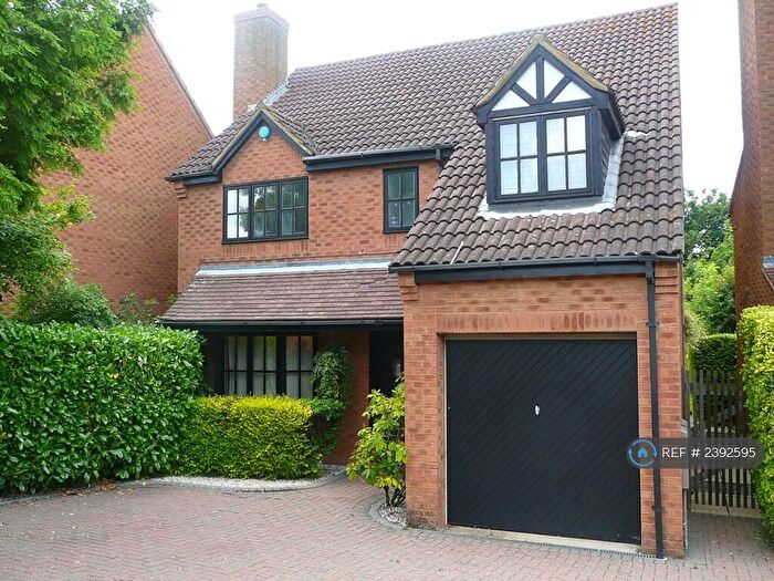 4 Bedroom Detached House To Rent In Little Meadow, Milton Keynes, MK5