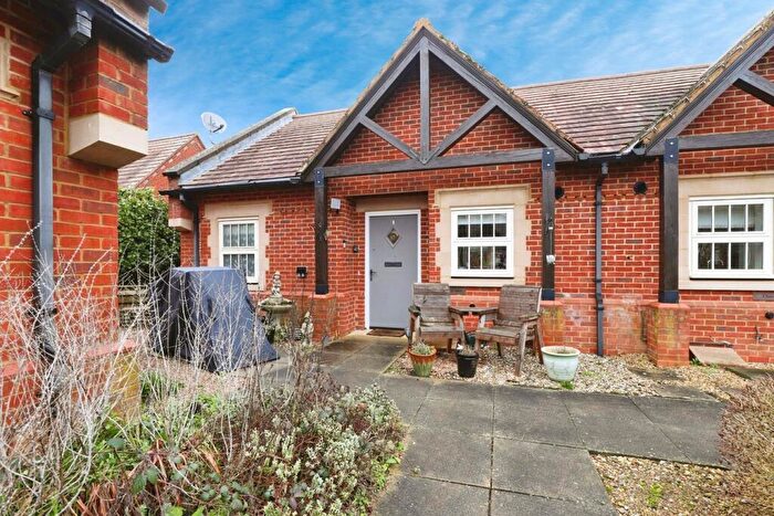 1 Bedroom Bungalow For Sale In Huntsmans Drive, Oakham, LE15